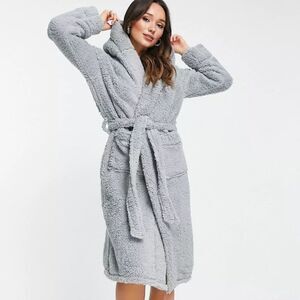 River Island sherpa cosy hooded dressing‎ gown in grey L NWT in packag unopened